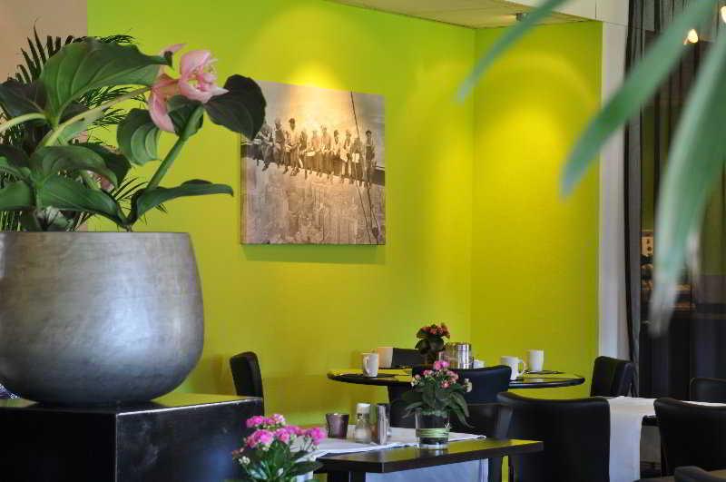 אוסטרהוט A-Hotel Oosterhout מראה חיצוני תמונה