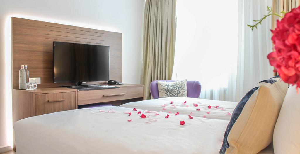 אוסטרהוט A-Hotel Oosterhout מראה חיצוני תמונה