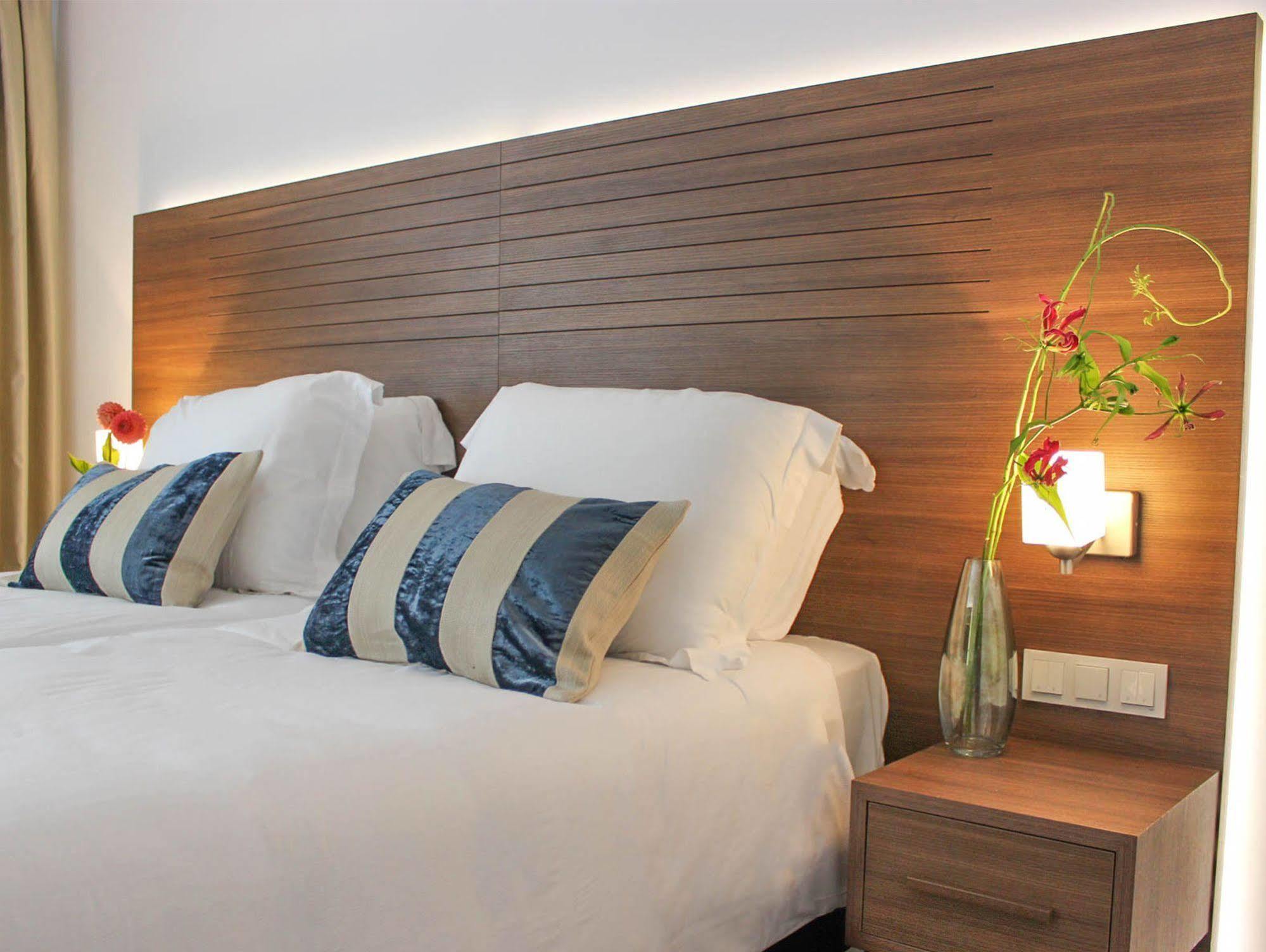 אוסטרהוט A-Hotel Oosterhout מראה חיצוני תמונה